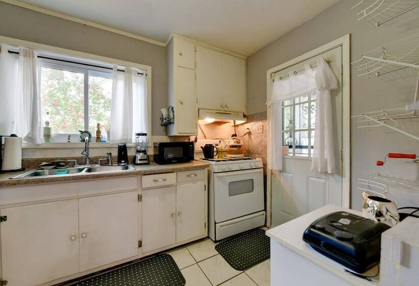 Memphis Vacation Rental, 7 Mi To Downtown!