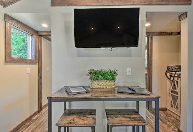 Morganton Tiny Home < 5 Mi To Blue Ridge Lake