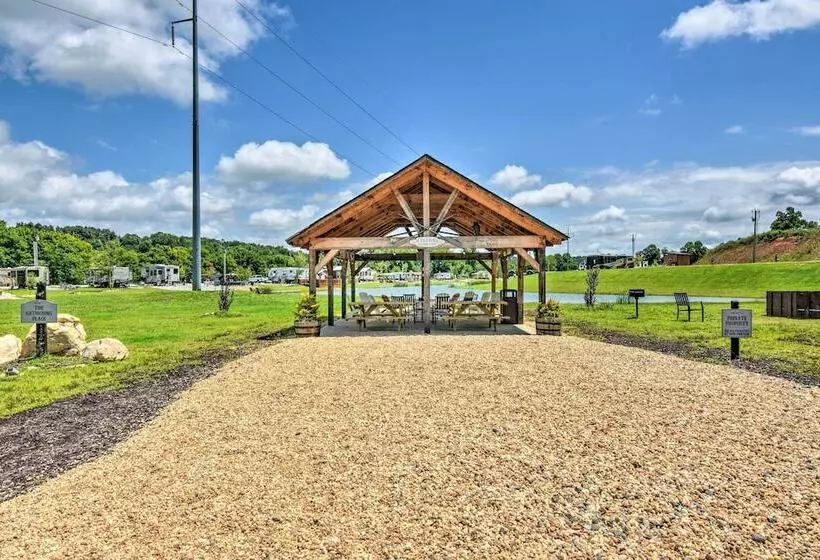 Morganton Tiny Home < 5 Mi To Blue Ridge Lake