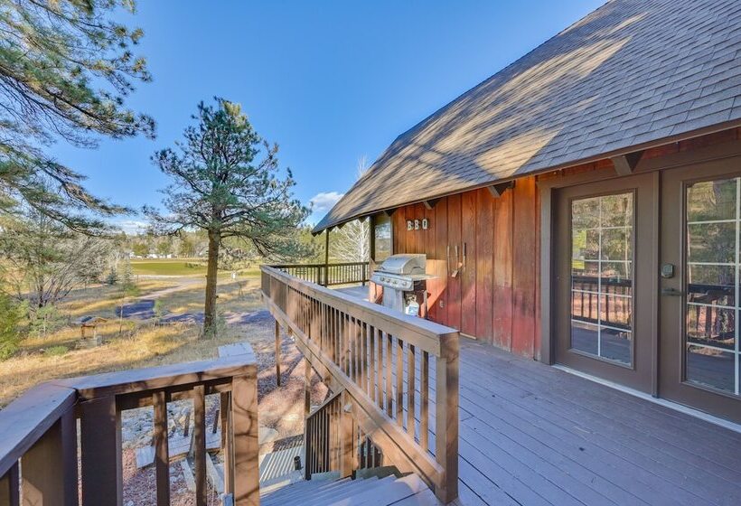 Spacious Munds Park Cabin W/ Golf Course Views