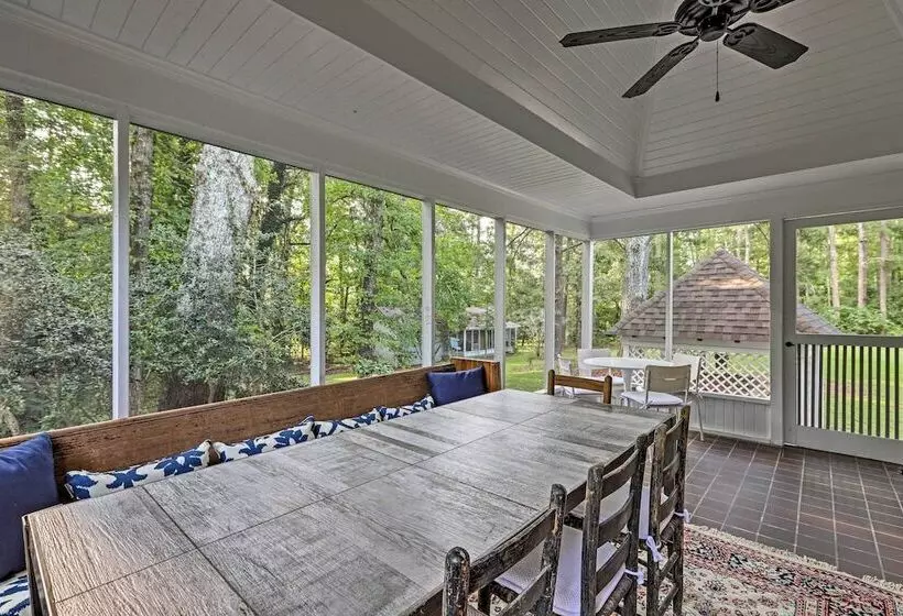Newnan Retreat On 95 Acres: Hike, Bike & More