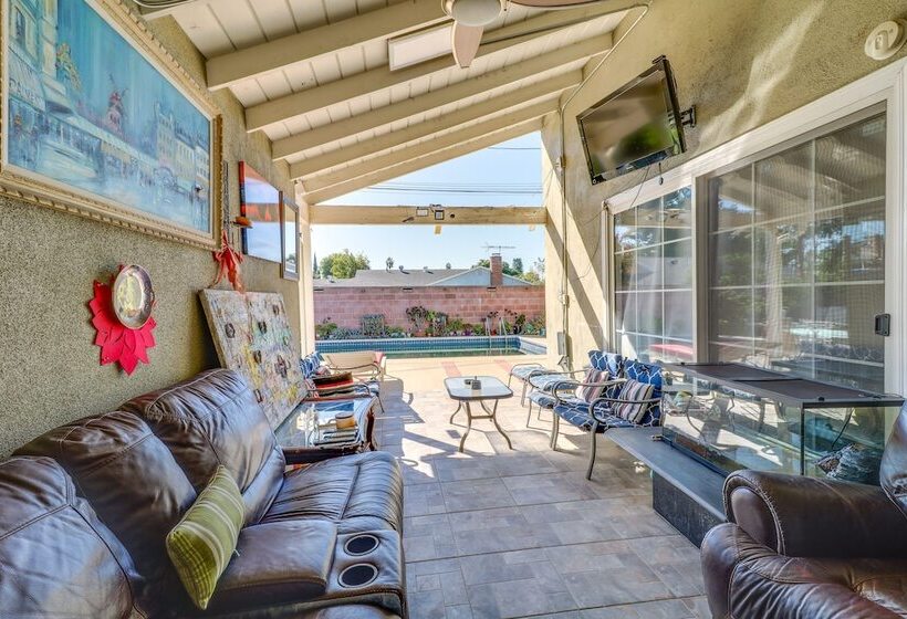 North Hills Home W/ Outdoor Entertaining Space