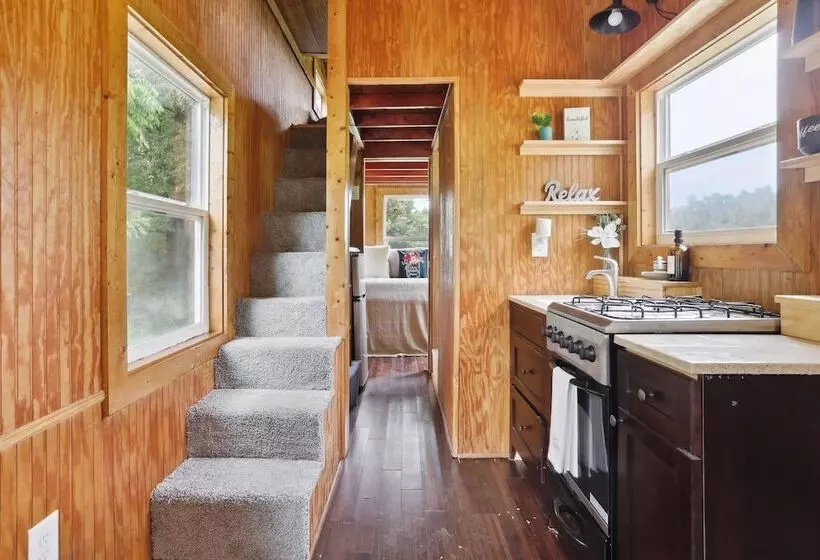 Pendergrass Tiny Home Cabin On Pond W/ Fire Pit!