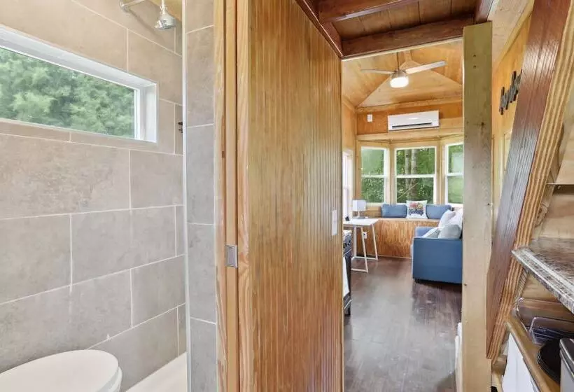 Pendergrass Tiny Home Cabin On Pond W/ Fire Pit!