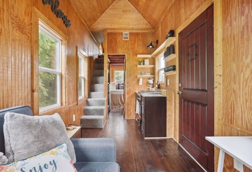 Pendergrass Tiny Home Cabin On Pond W/ Fire Pit!