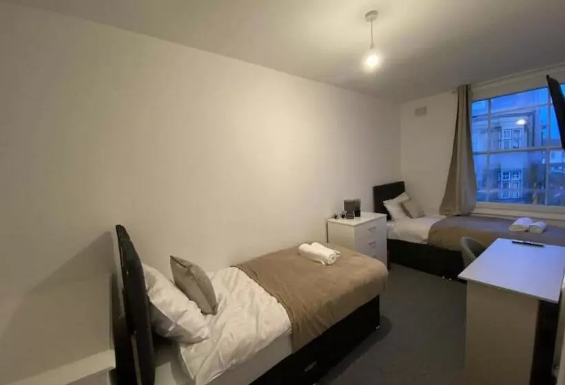 ペンション Cosy 3bd Guesthouse. Private Bathrooms