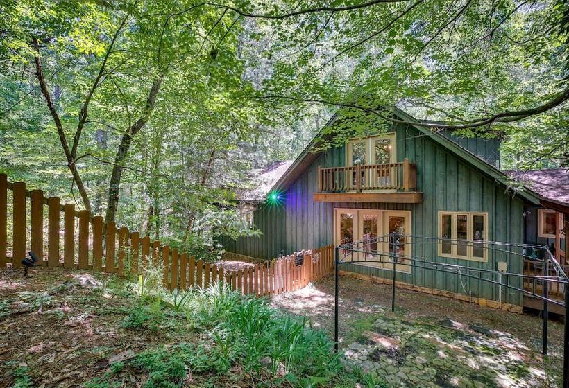 Pet Friendly Conyers Cabin   23 Miles To Atlanta!