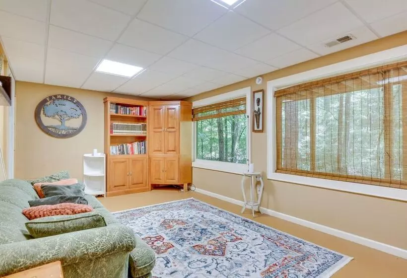 Pet Friendly Conyers Cabin   23 Miles To Atlanta!
