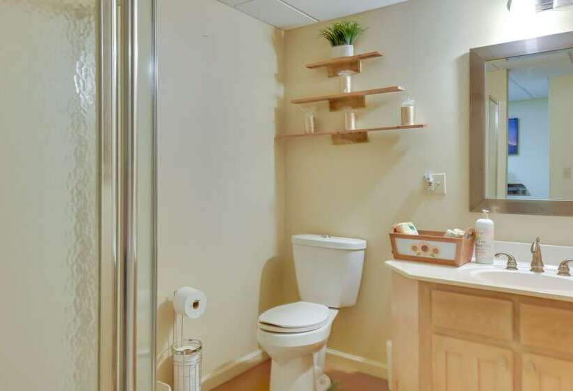 Pet Friendly Conyers Cabin   23 Miles To Atlanta!