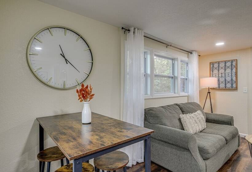 Pet Friendly Cottage ~ 8 Mi To Downtown Knoxville!