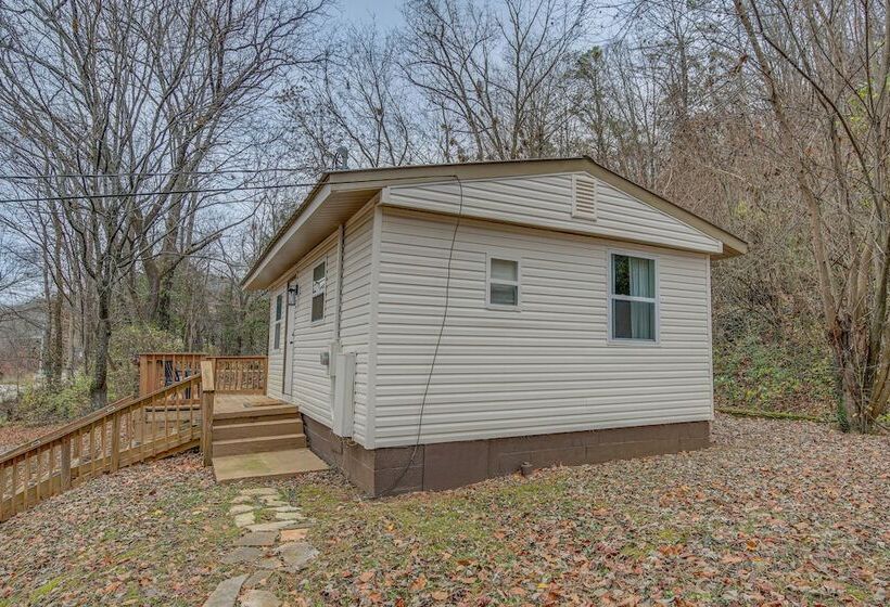 Pet Friendly Cottage ~ 8 Mi To Downtown Knoxville!