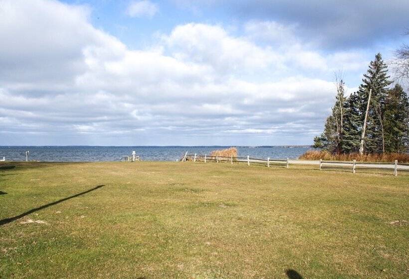 Pet Friendly Michigan Retreat W/ Fire Pit & Yard!