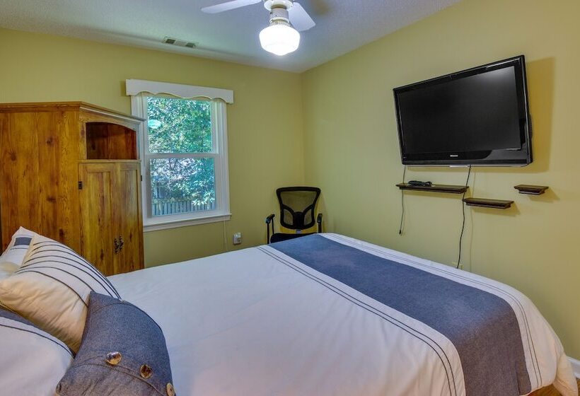 Quaint Athens Retreat ~ 5 Mi To Downtown!