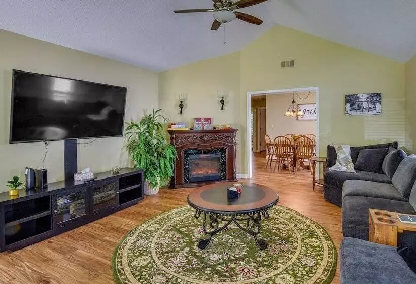 Quaint Athens Retreat ~ 5 Mi To Downtown!