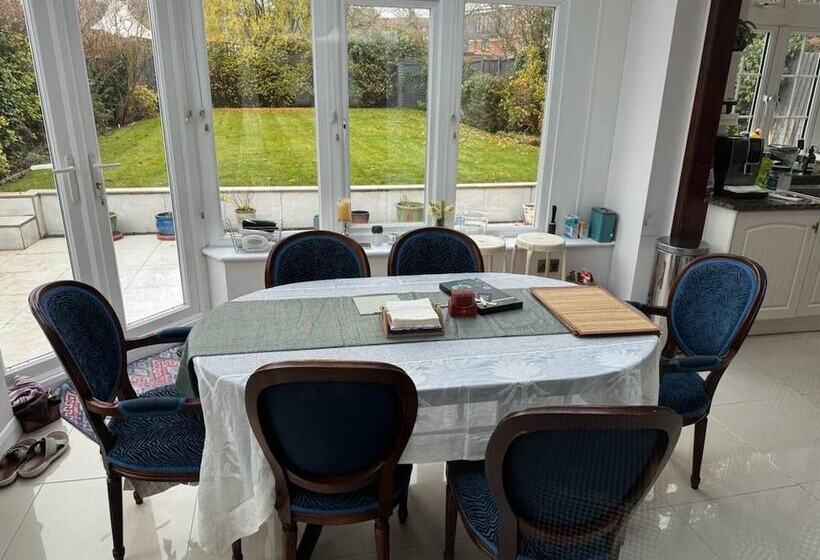 Residentie Cosy And Lovely 4 Bed House In Stanmore