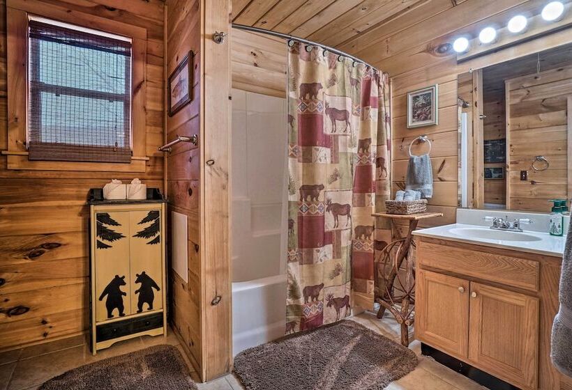 Riverfront Cabin W/ Hot Tub & Mountain Views!