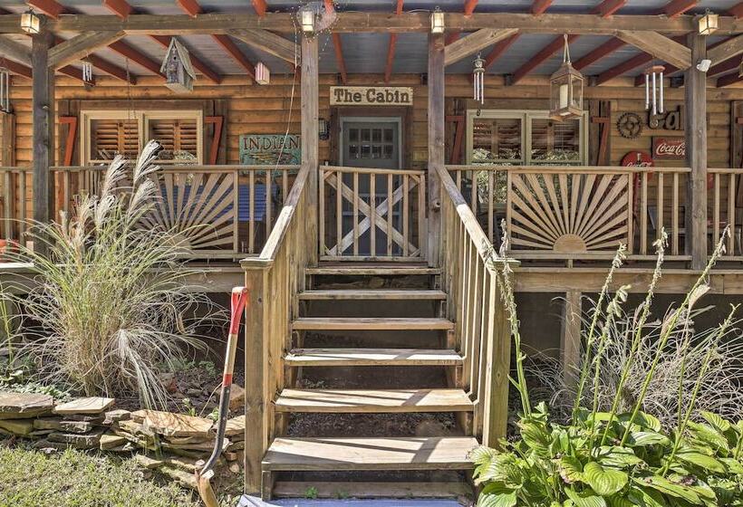 Serene Mableton Cabin 13 Mi To Downtown Atlanta!