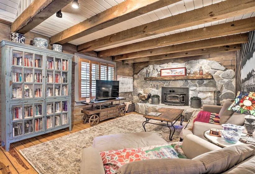 Serene Mableton Cabin 13 Mi To Downtown Atlanta!