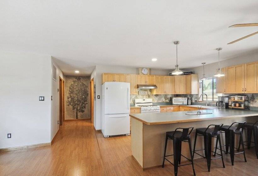 Single Tree Cottage   Walk To Downtown Chama!