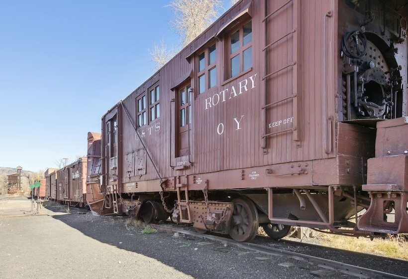 Single Tree Cottage   Walk To Downtown Chama!
