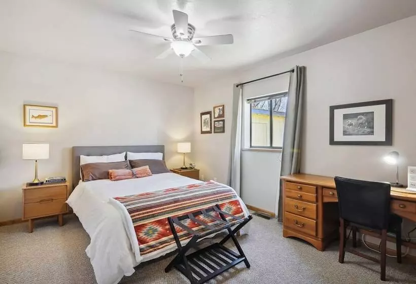 Single Tree Cottage   Walk To Downtown Chama!