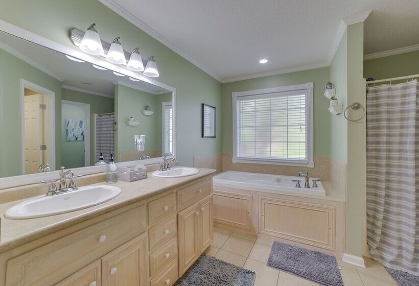 Southern Georgia Home W/ Yard: 8 Mi To Moody Afb