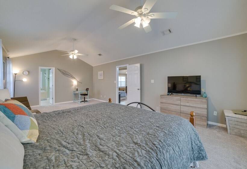 Southern Georgia Home W/ Yard: 8 Mi To Moody Afb