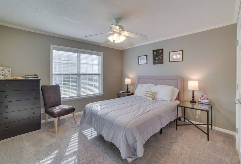 Southern Georgia Home W/ Yard: 8 Mi To Moody Afb