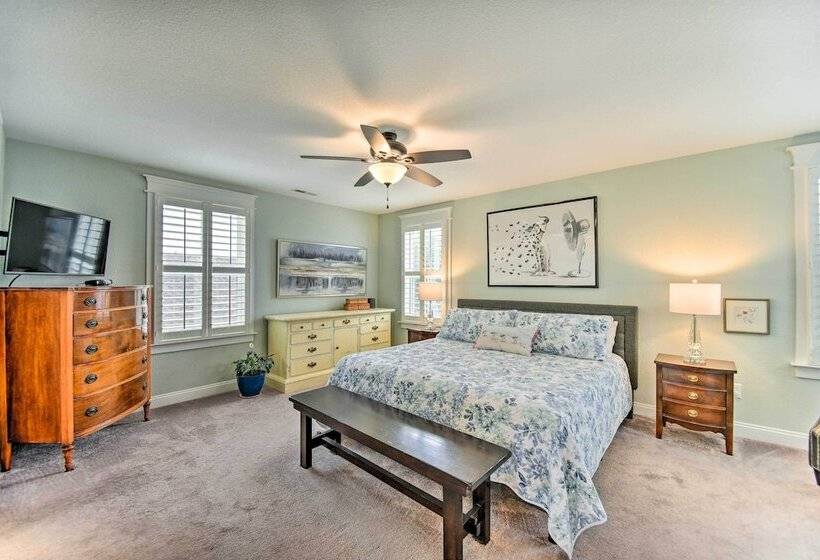 Spacious Norfolk Home W/ Private Hot Tub!