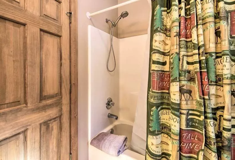 Stunning Blue Ridge Retreat W/ River Access!