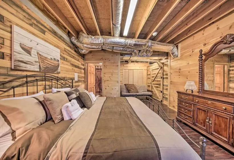 Stunning Blue Ridge Retreat W/ River Access!