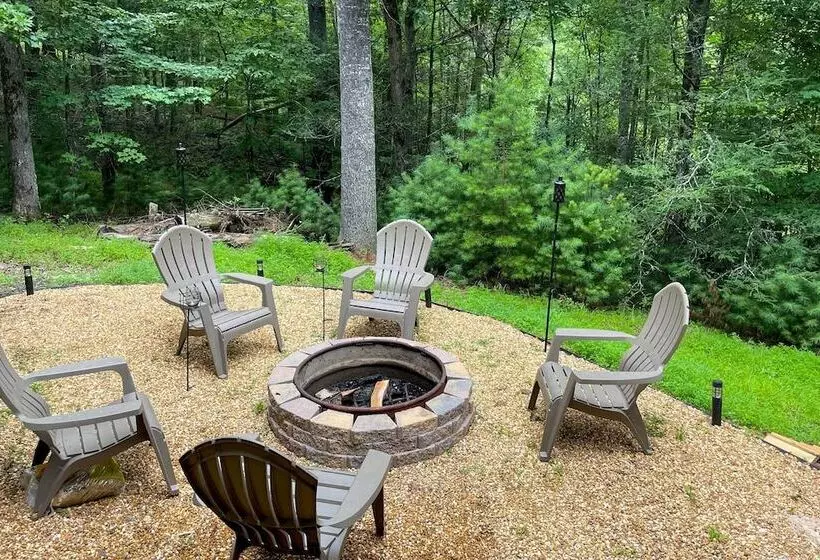 Stunning Blue Ridge Retreat W/ River Access!