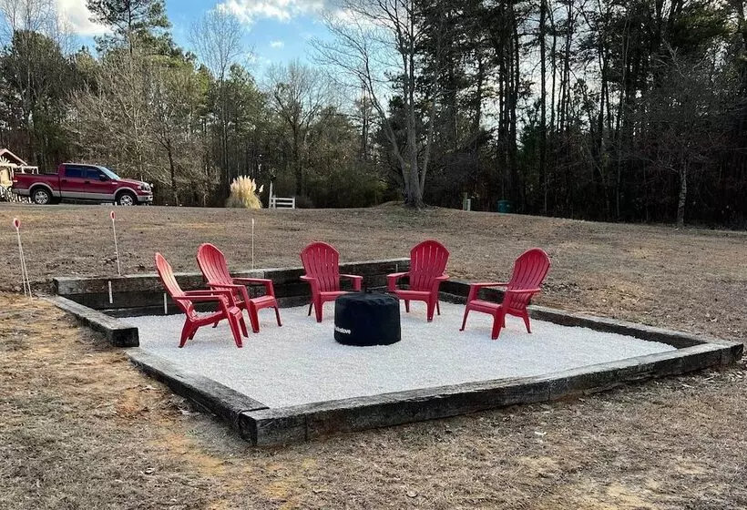 Stylish Fort Payne Retreat: Hike & Rock Climb