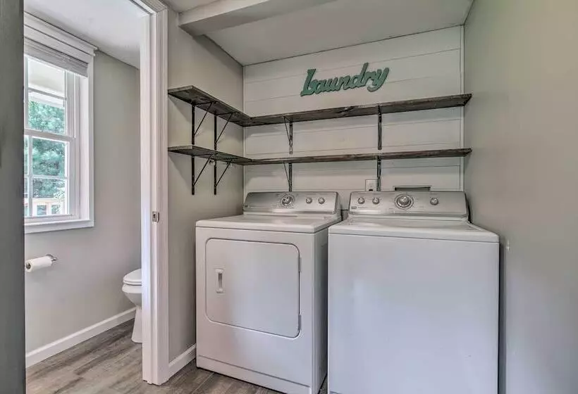 Stylish Fort Payne Retreat: Hike & Rock Climb