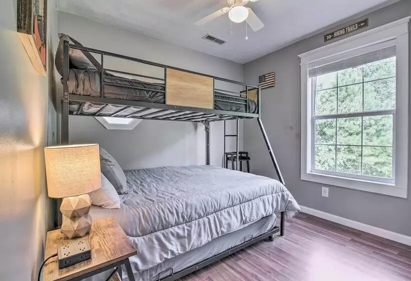 Stylish Fort Payne Retreat: Hike & Rock Climb