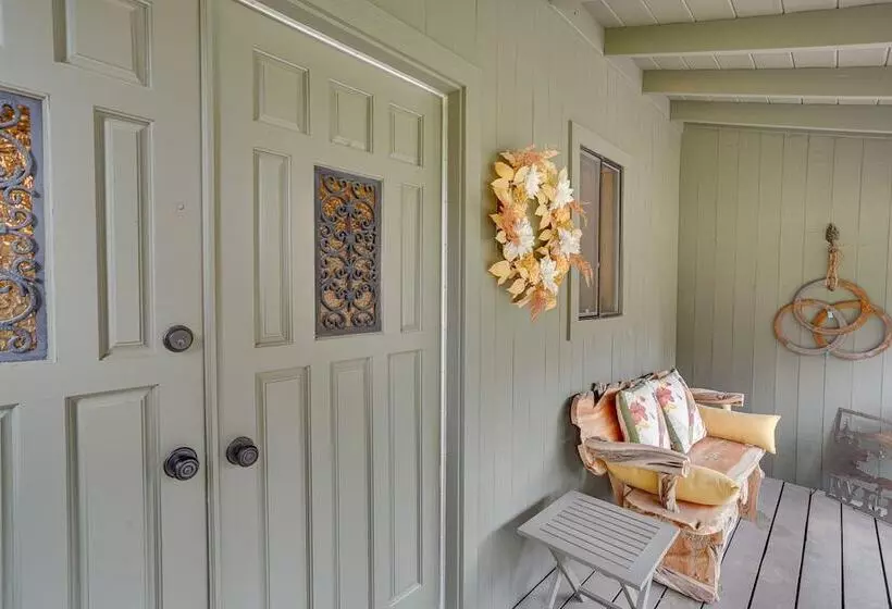 Sunriver Resort Home: Near Skiing, Town & Trails