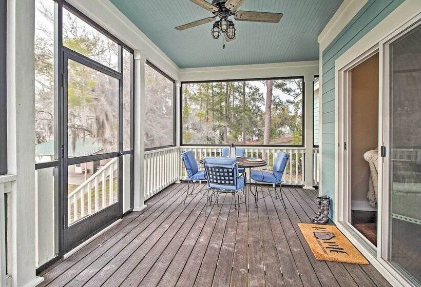 Waterfront Colonels Island Home: Shared Dock!