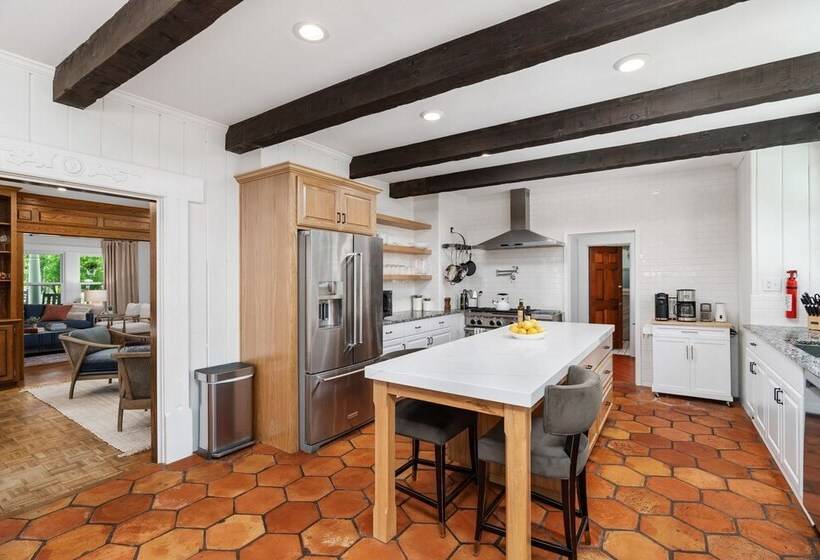 ベッドアンドブレックファースト Grape Escape Inn & Suites