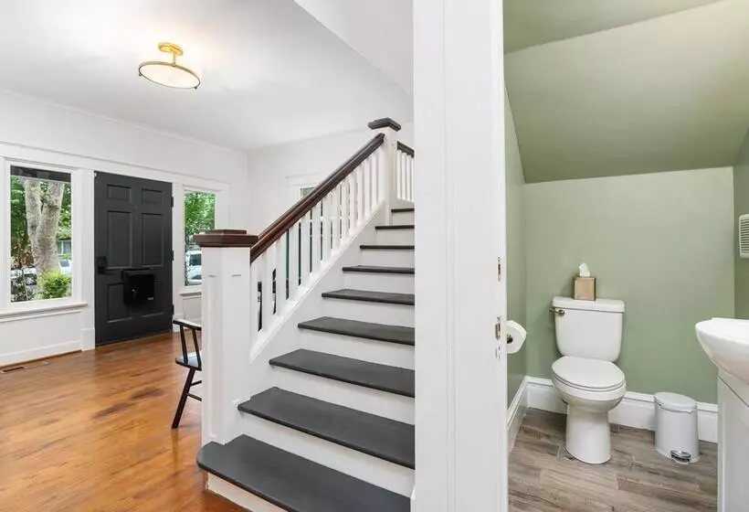 Aamiaismajoitus (B&B) Grape Escape Inn & Suites