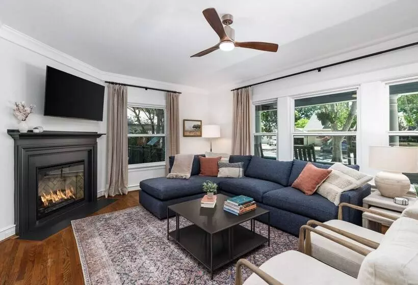 Aamiaismajoitus (B&B) Grape Escape Inn & Suites