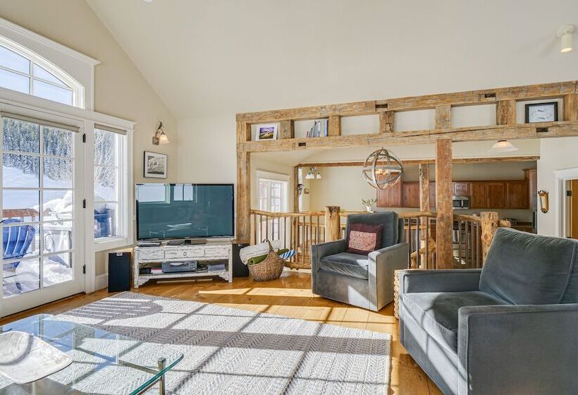 Cb Trailhouse Walk To Meridian Lake!