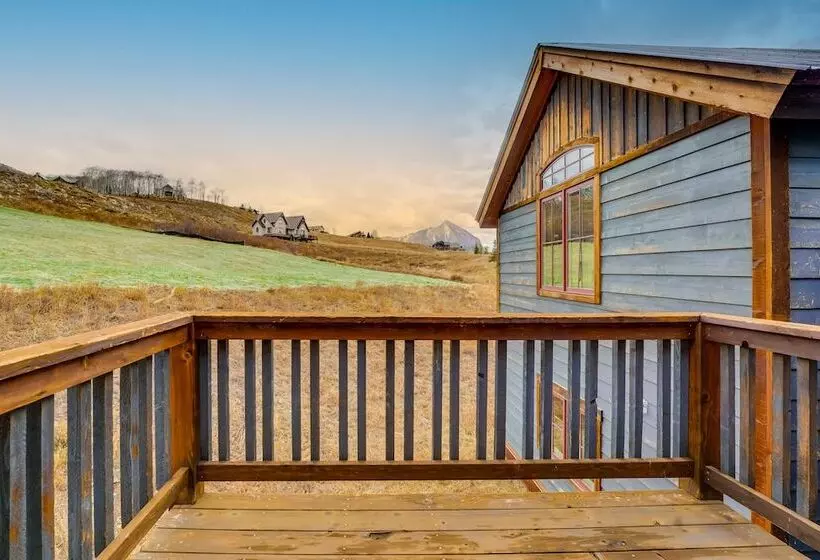 Cb Trailhouse    Walk To Meridian Lake!