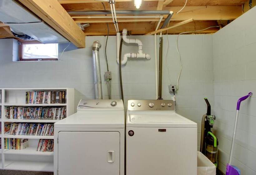 Charming Long Lake Home W/ Dock On 2 Acres!