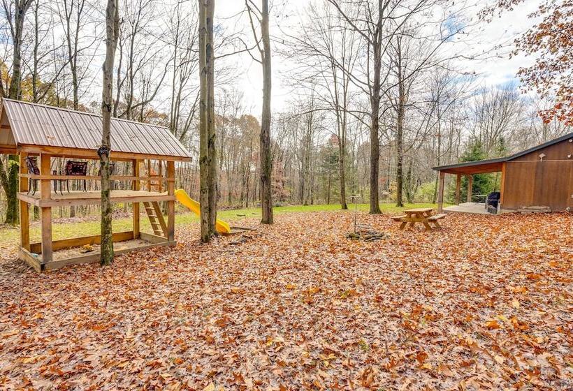 Cozy Howard Cabin: Hike, Hunt + Fish!