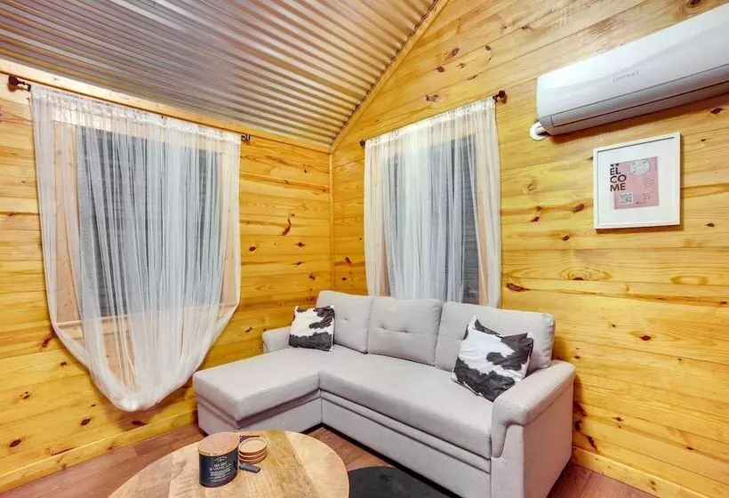 Cozy Onalaska Cabin ~ 2 Mi To Lake Livingston!