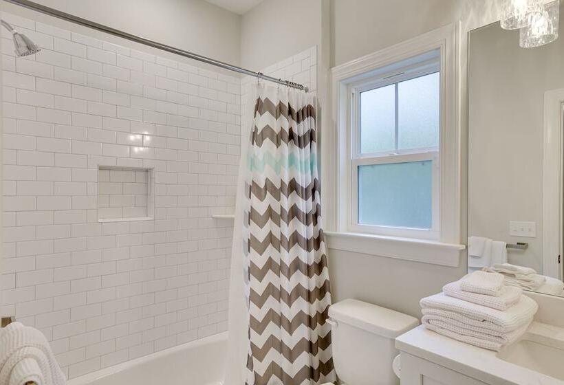 Family Friendly Crawfordville Home ~ 15 Mi To Fsu!