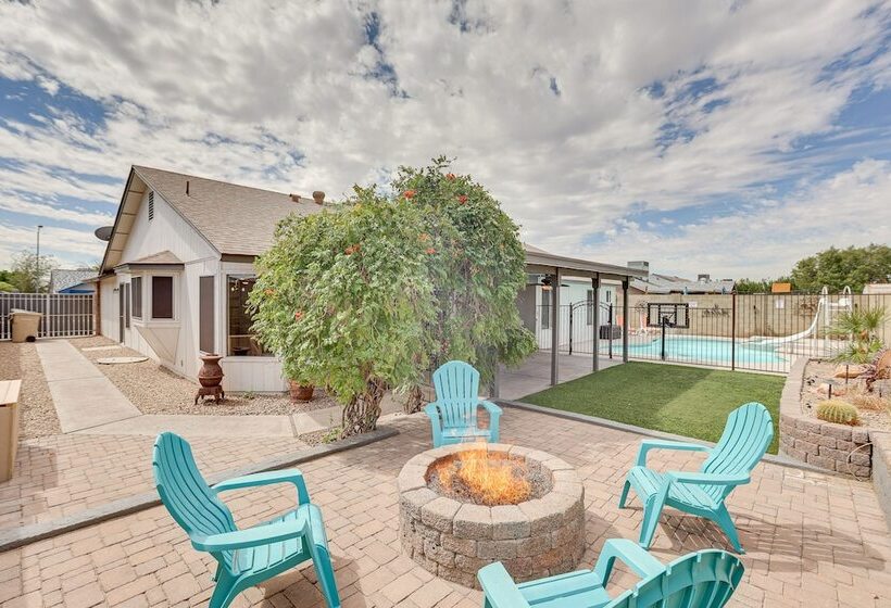 Family Friendly Peoria Home W/ Pool & Fire Pit!