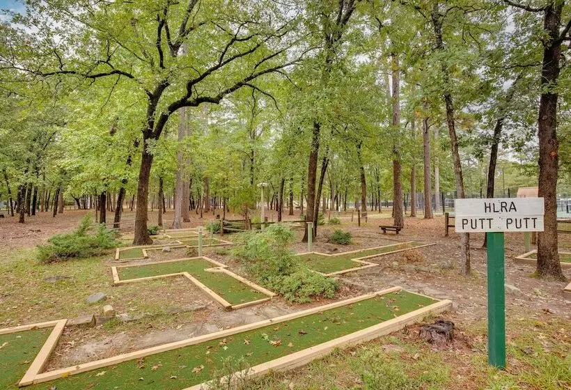 Holly Lake Retreat W/ 3 Community Pools & Yard