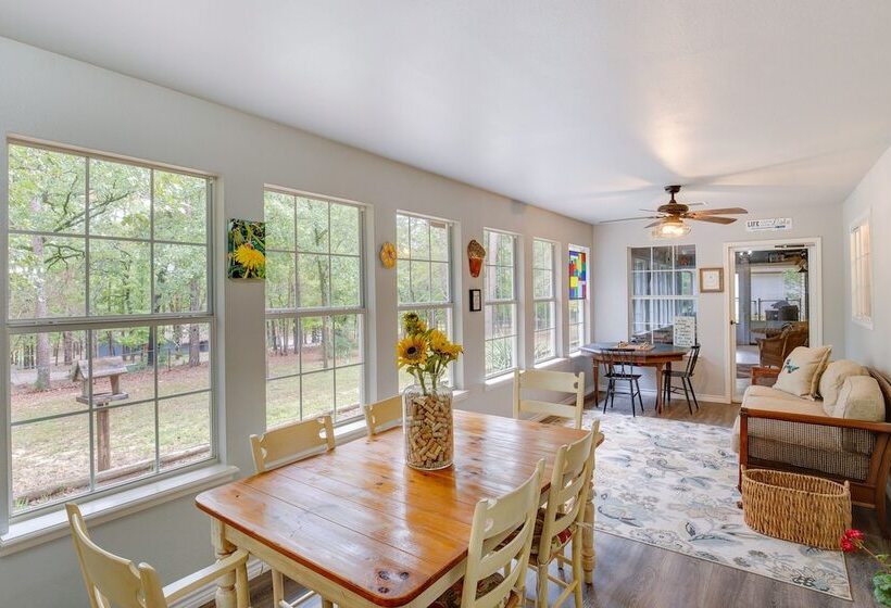 Holly Lake Retreat W/ 3 Community Pools & Yard