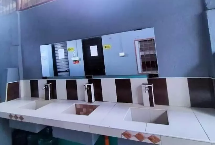 Hostal Maritonies Place